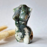 Mosagaat vrouwenbeeldje, 8 cm, groen-witte handgeslepen edelsteen van Moonlight Gemstones