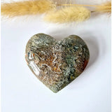 Druzy rode mosagaat hart, 6–8 cm, metallic silver-gray with speckled texture