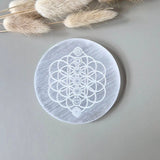 Seleniet oplaadschijf met Flower of Life gravering – Moonlight Gemstones, 10 cm