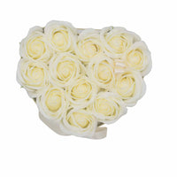 Zeep Bloemen Geschenkset - 13 Crème Rozen - Hartvorm