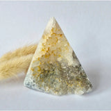 Druzy Grijze Agaat Diamant Staande Edelsteen Kristal - 105g