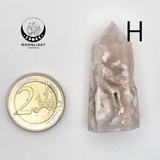 Handgemaakte bloemagaattoren, Moonlight Gemstones pink and white flower agate crystal tower.