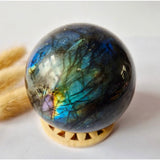 Regenboog Labradoriet bol, edelsteen sphere met flash, 72mm diameter, 540g