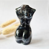 Moss agate female bust figurine, hand-polished gemstone carving, 8 cm, dark with white veining