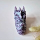Edelsteen Paarse Mica Draakenschedel, Moonlight Gemstones; paarse tinten en mystiek ontwerp