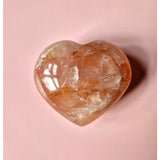 Grote Edelsteen Fire Quartz Hematoïde Kwarts hartvormige edelsteen van Moonlight Gemstones, perzikkleurig kristal