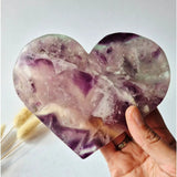 Regenboog Fluoriet Hart, gepolijst edelsteen van Moonlight Gemstones, paarse tinten, uniek exemplaar, 507 g