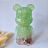 Groene Fluoriet Beer Carving bear statue, green-to-pink fluorite, 12 cm, 535 g