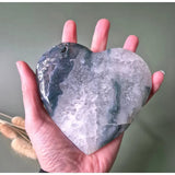 Druzy mosagaat hart op metalen standaard Moonlight Gemstones, Valentijn cadeau