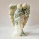 Edelsteen Druzy Mosagaat Engel sculpture by Moonlight Gemstones; pale green/cream agate druzy angel
