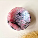 Rhodoniet Schaaltje 6–7 cm, roze met zwarte en witte marmering, Moonlight Gemstones