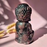 Granaat Buddha beeld, 15 cm, Moonlight Gemstones; donkerrode garnet met ruwe textuur