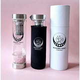 Moonlight Gemstones glazen drinkfles met filter Bergkristal, 400 ml; set van 3 met twee flessen en witte verpakking