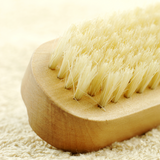 green-goose Bad en Nagels Giftset - Gingerbread & Cranberry wooden body brush, beige bristles