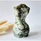 Mosagaat vrouwenbeeldje 8 cm, handgeslepen edelsteen sculptuur Moonlight Gemstones