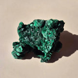 Velvet malachiet cat eye ruwe cluster, groene edelsteen, Moonlight Gemstones
