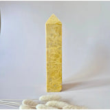 Edelsteen Gele Jaspis Toren, 21 cm hoog, 800 g, Moonlight Gemstones