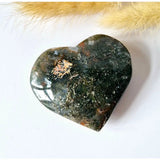 Druzy Rode mosagaat hart, Moonlight Gemstones, 6–8 cm edelsteen in hartvorm