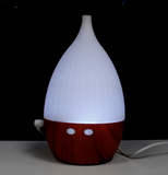 Luxe Aroma Verstuiver Milan USB met kleurverandering; wit glazen diffusorkop op houten voet