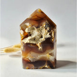 Druzy Agaat Toren uit Uruguay, 544 g, amberbruin geode met witte kristallen – Moonlight Gemstones