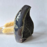 Druzy agaat geode uit Uruguay, 482 g, natuurlijke edelsteen met donker drusy kern