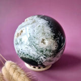 Kristallen edelsteen bol mosagaat druzy geode, Moonlight Gemstones, 90mm, 961g
