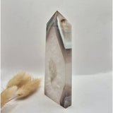 Grijze agaat toren met druzy opening, 200 g, gepolijste edelsteen obelisk, Moonlight Gemstones
