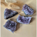 Edelsteen Amethist cluster crystals by Moonlight Gemstones, purple amethyst on rocky bases (5 pieces)