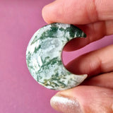Edelsteen Maan mosagaat palmsteen, 3 cm, wit met groen mospatroon, Moonlight Gemstones