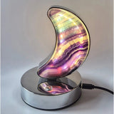 Candy fluoriet maanlamp op zilverkleurige basis met dimbare LED en USB-aansluiting, Moonlight Gemstones