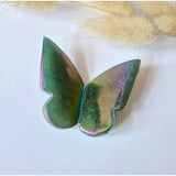 Edelsteen Angel Aura Vlinder 6x5 cm van groene aventurijn, iriserend