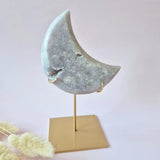 Moonlight Gemstones XL roze amethist maan (druzy) op gouden standaard, uniek stuk, 324 g