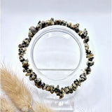 Dalmatian Jasper chips bracelet, 19 cm, white with black speckles