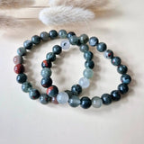 Moonlight Gemstones Edelsteen armband Dragon Blood met 8mm ronde kralen.