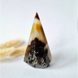 Druzy grijze agaat staande edelsteen kristal – Moonlight Gemstones #39, 190g