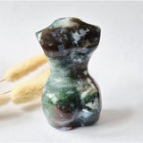 Mosagaat vrouwenbeeldje, 8 cm, handgeslepen edelsteen-carving, Moonlight Gemstones