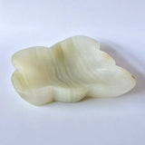 XL Afghaanse Jade Vlinder Schaal, handgeslepen edelsteen decorstuk, Moonlight Gemstones, crème-witte jade, 555 g