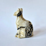 Edelsteen Jaspis Sphinx beeldje, 8 cm, cremekleurig met zwarte aders, Moonlight Gemstones