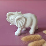 Witte Jade Olifant, Moonlight Gemstones, handgesneden edelsteen gelukssymbool, 12 cm
