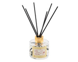 Scent Junkie Geurdiffuser Noël 100ml Winter Spice reed diffuser by Home Bound with black reeds in a clear glass bottle